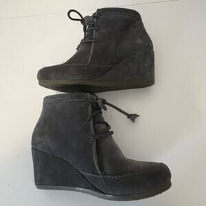Boden Gray Suede Ankle Boot 2 3/4 In Wedge Heel Suede Tassel Laces US 7, EU 38